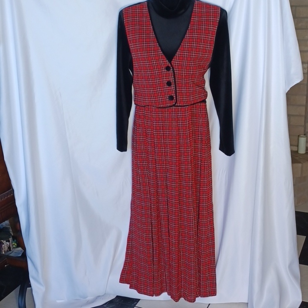 Vintage J.B.S Plaid Dress, Red Plaid w black velvet top, faux vest